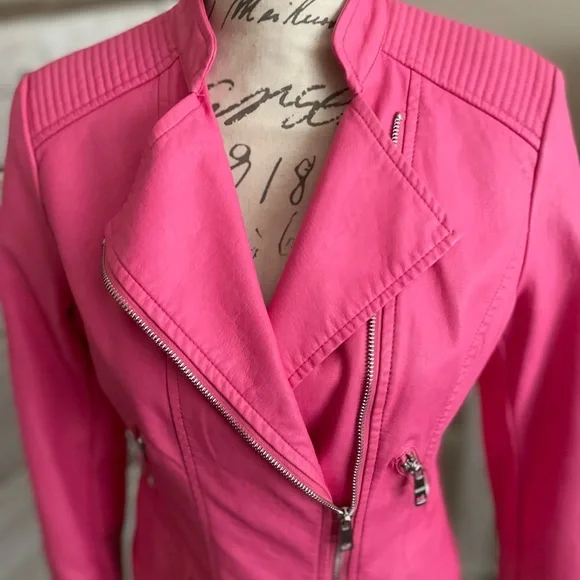 Vibrant Pink Leather Motorcycle Jacket - Picture 3 of 12